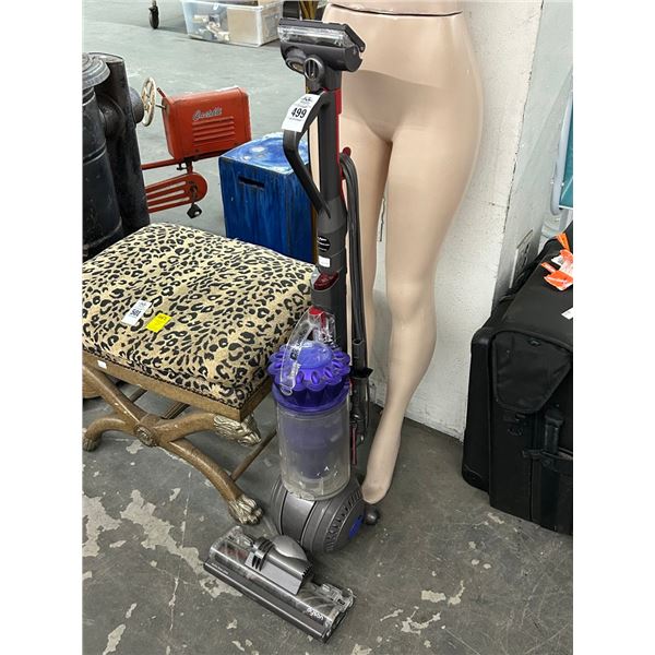 Dyson Vac.