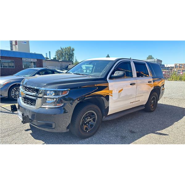 2016 CHEVROLET TAHOE 4 DOOR STATION WAGON WHITE & BLACK VIN 1GNSKDKC4GR405048