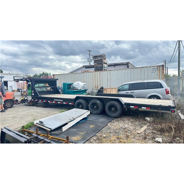 2019 GOOSENECK LOAD TRAIL CAR HAULER TRAILER, BLACK, VIN 4ZEGC2839L1193064