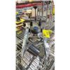 Image 2 : PARKTOOL WHEEL TURNING STAND