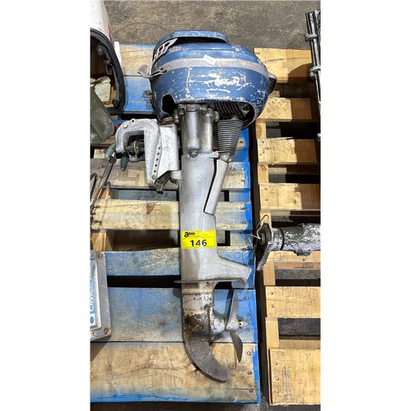 BOAT MOTOR