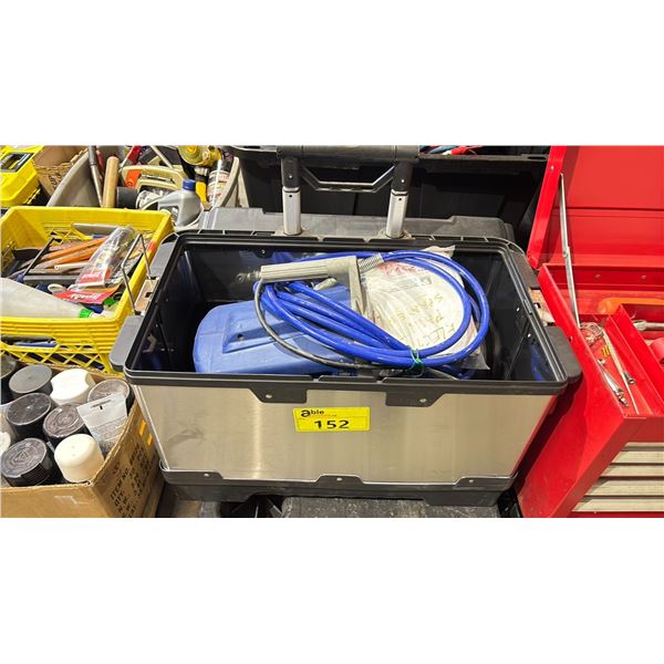 MAGNUM PROJECT PAINTER PLUS ELECTRIC PAINT SPRAYER IN A MOBILE TRANSPORT CASE