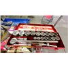 Image 1 : PITTSBURGH 3/4" DRIVE 21 PIECE SOCKET WRENCH SET IN A METAL TRANSPORT CASE