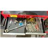 Image 3 : CRAFTSMAN MOBILE TOOL CHEST WITH 3 PARTS ORGANIZERS *NO KEY*