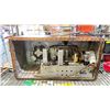 Image 2 : VINTAGE RADIO
