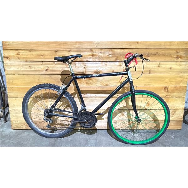 CYCLE ZOMBIE FREE SPIRIT 18 SPEED BIKE (NO PEDALS, NO SHIFTER, MISMATCHED WHEELS)