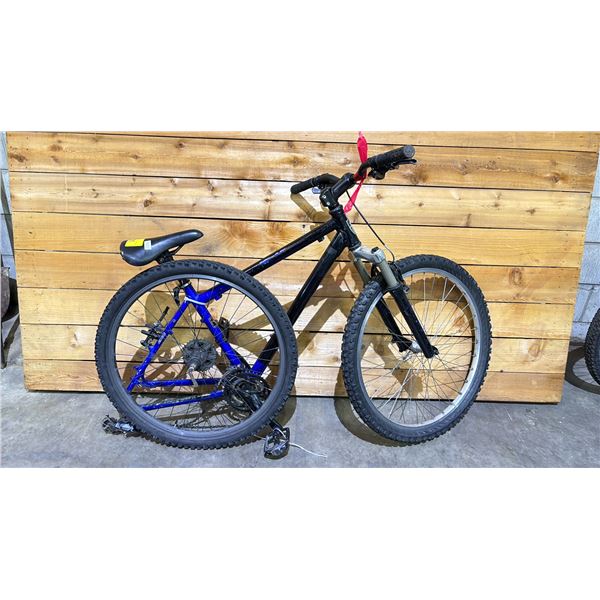 NORCO 28 SPEED BIKE (REAR WHEEL DETACHED)