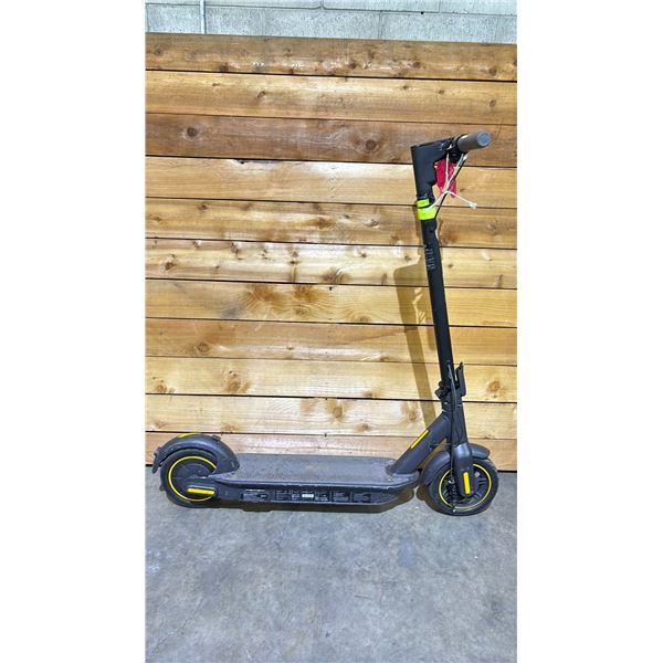 *TESTED WORKING* NINEBOT KICKSCOOTER MAX 630P FOLDING E-SCOOTER WITH BATTERY (NO CHARGER)