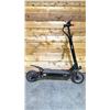 Image 1 : *POWERS ON* SYNERGY E-SCOOTER WITH BATTERY (NO CHARGER, UPRIGHT BAR DAMAGED, REAR FENDER DAMAGED,