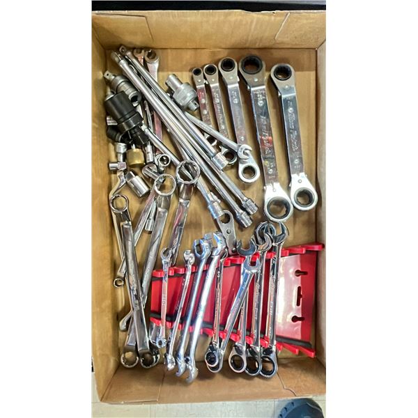 SNAP ON COMBINATION WRENCHES, BOX END WRENCHES & SOME SOCKETS