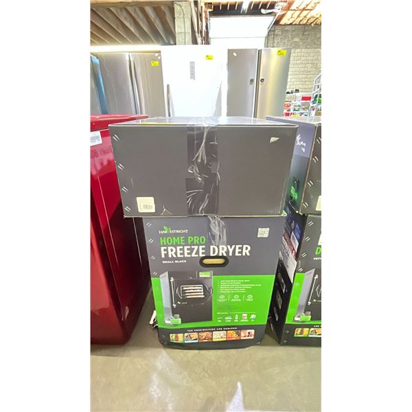 HARVEST RIGHT SMALL BLACK FREEZE DRYER & ACCESSORY BOX - *MAY BE MISSING PARTS OR PIECES/WORKING