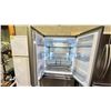 Image 2 : HISENSE STAINLESS STEEL 36" WIDE BOTTOM FREEZER FRENCH DOOR REFRIGERATOR