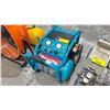Image 1 : MAKITA MAC520 PNEUMATIC AIR COMPRESSOR - *HANDLE NEEDS REPAIR*