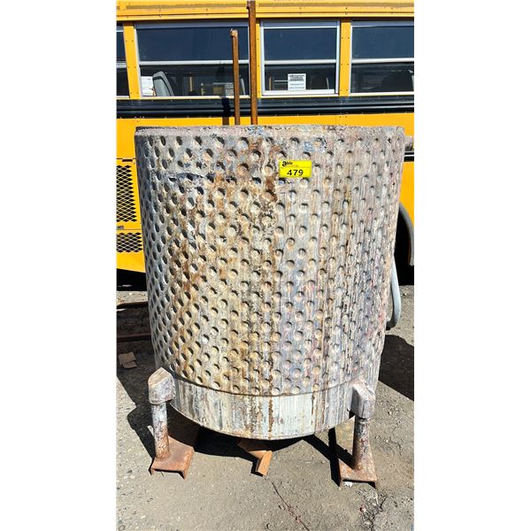 LARGE METAL MIXING TANK APPROX 590 LBS 48" X 49" X 47"