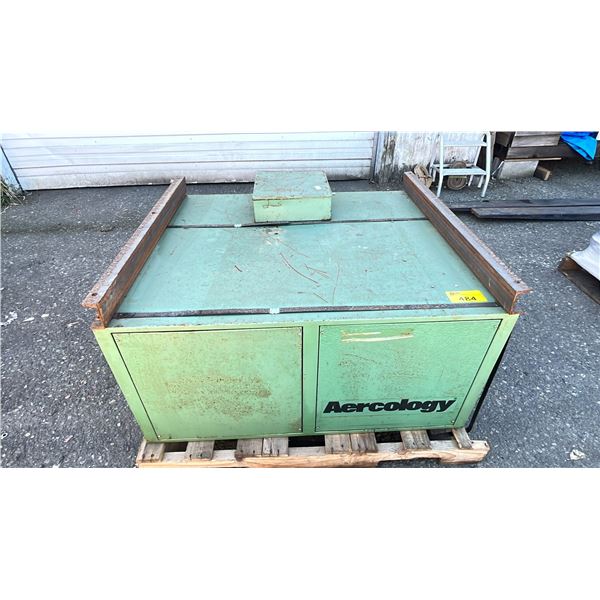 AERCOLOGY ER2600 MIST COLLECTOR 44  X 38  X 25 