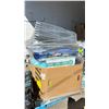 Image 2 : MIXED PALLET - FOLDING CHAIRS, FOLDING WAGONS, GARDEN ESSENTIALS AND MORE