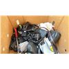 Image 2 : MIXED PALLET - CROSSBODY & SHOULDER BAGS, HOME ACCESSORIES AND MORE