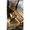 Image 2 : PALLET OF ELECTRIC BASEBOARD HEATERS & MORE
