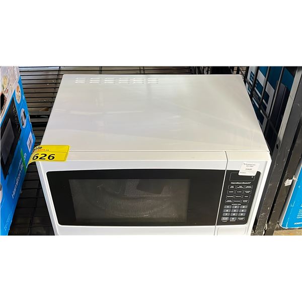HAMILTON BEACH WHITE MICROWAVE OVEN