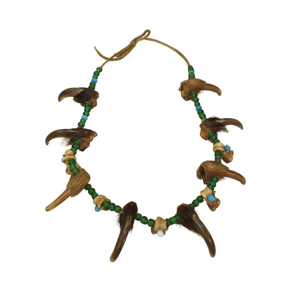 Plains Indian Bearclaw Necklace