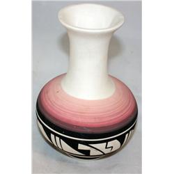 Ute Indian Signed Pottery Vase
