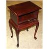 Image 1 : Small Antique End Table