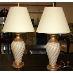 2 Matching Lamps
