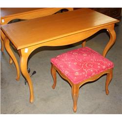 Table w/ Power Cord and Stool