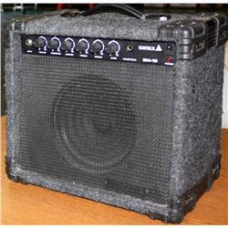 Samick SM-10 Guitar Amp.