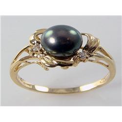 7.5mm Black Tahitian Pearl & Diamond Ring