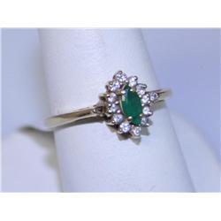14k Diamond & Emerald Ring 2.9 grams