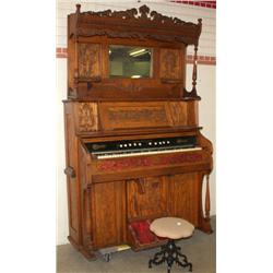 Vintage Collectible Crown Pump Organ