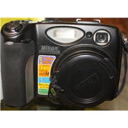 Nikon Cool Pix Camera