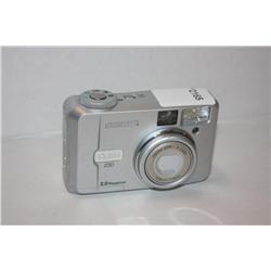 Pentax 2.0 m.p. Camera