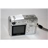 Image 2 : FujiFilm 4.1 m.p. Camera