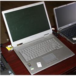Averatec 2.8GHZ Laptop W/384MB RAM