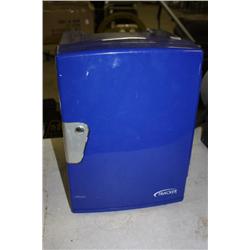 Tracker 12V Mini Fridge/Heater