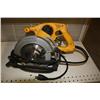 Image 1 : Dewalt Worm Drive Saw