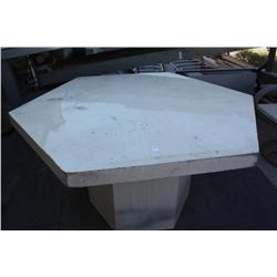 Hexagon Table
