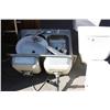 Image 1 : Kitchen sink & 2 toilets