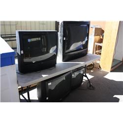 Table Lot Of 4 TV's