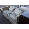 Image 2 : Loveseat
