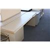 Image 1 : Two tables