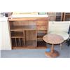 Image 1 : Cabinet with small round table