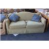 Image 2 : Venetian sofa, with folding out bed