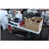 Image 1 : Misc table lot