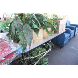Table Lot Of Fake Plants