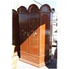 Image 2 : Venetian Armoire