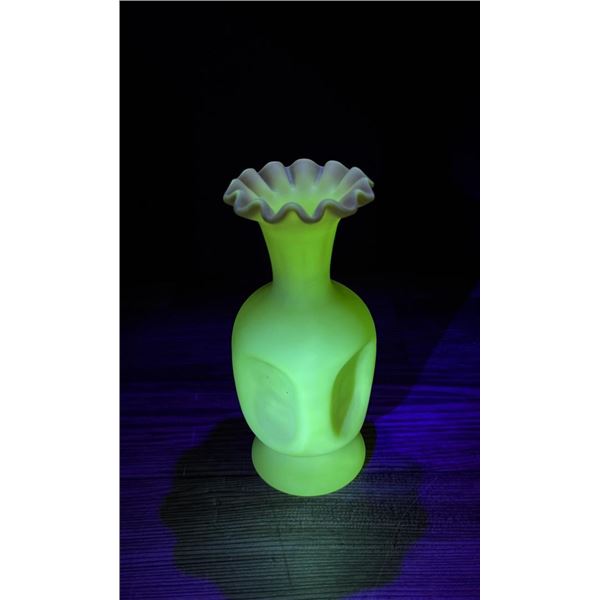 Fenton Glass Burmese Uranium Pinched Vase
