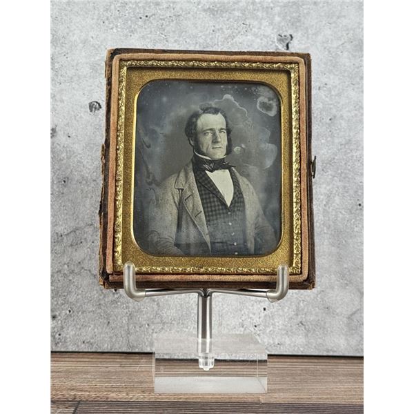 Antique Daguerreotype Photo In Case New York